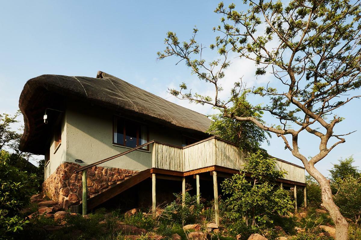 Mhondoro Safari Lodge & Villa ヴェルハヴォンデン・ゲーム・リザーブ エクステリア 写真